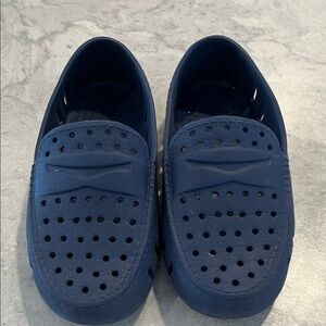 Floafers toddler boy size 9